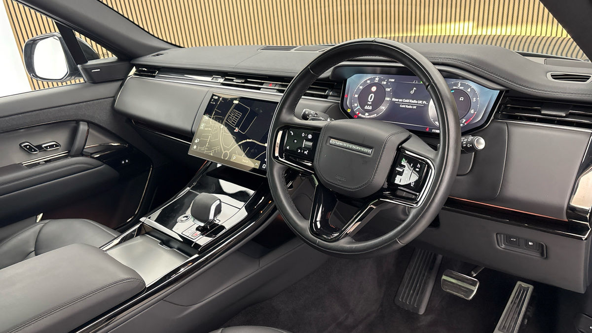 Land Rover Range Rover Sport Image 5