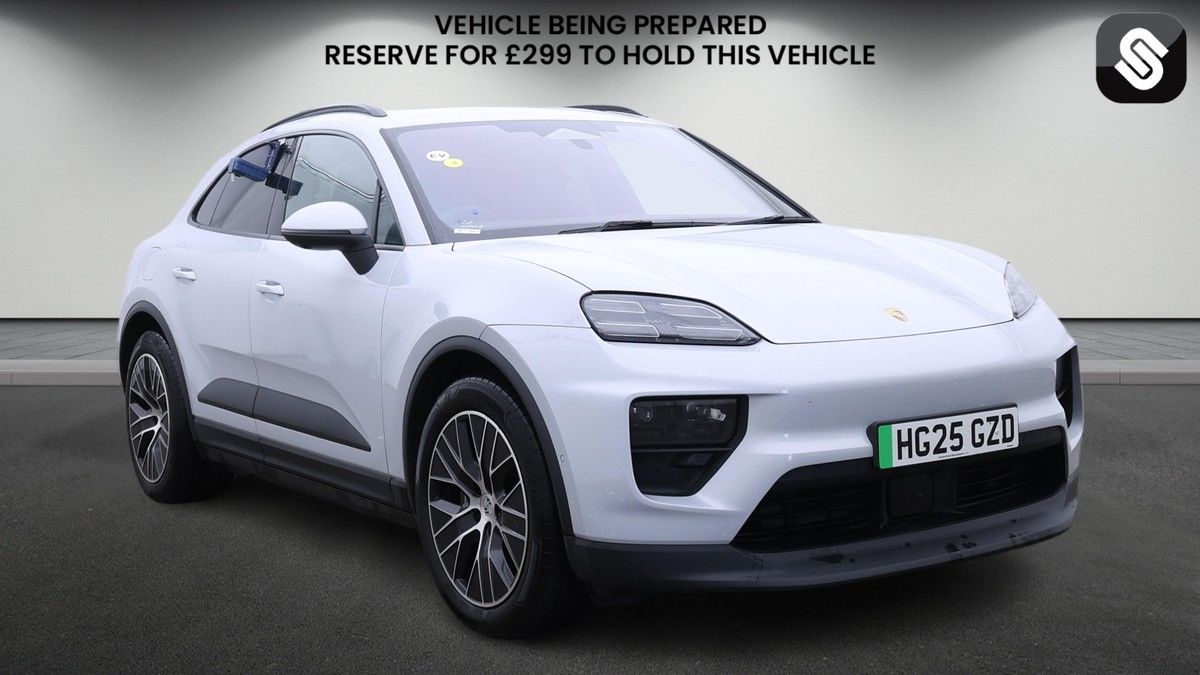 Porsche Macan Sticky Header Image