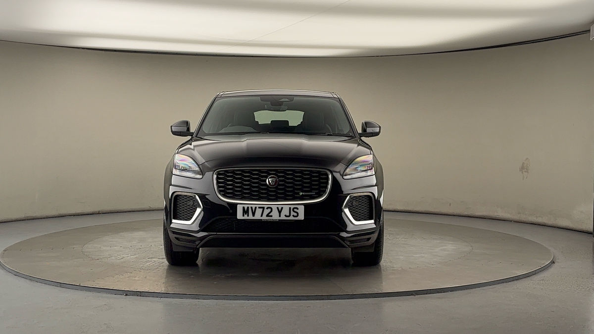 Jaguar E-PACE Image 3