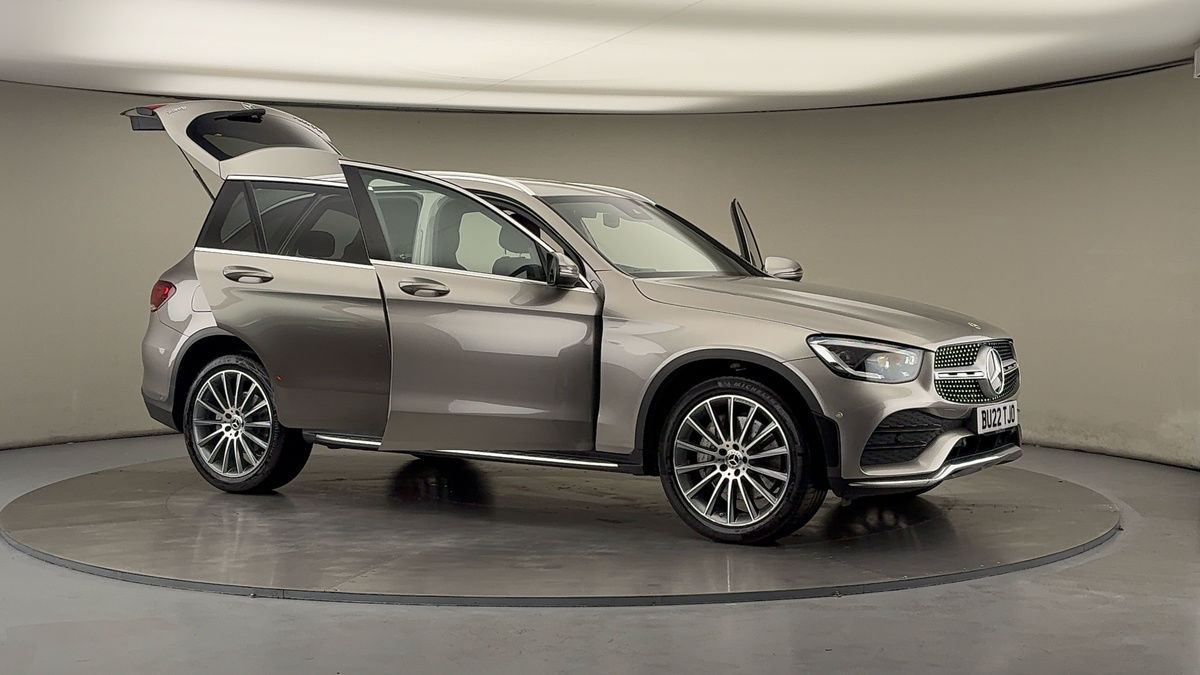 More views of Mercedes-Benz GLC