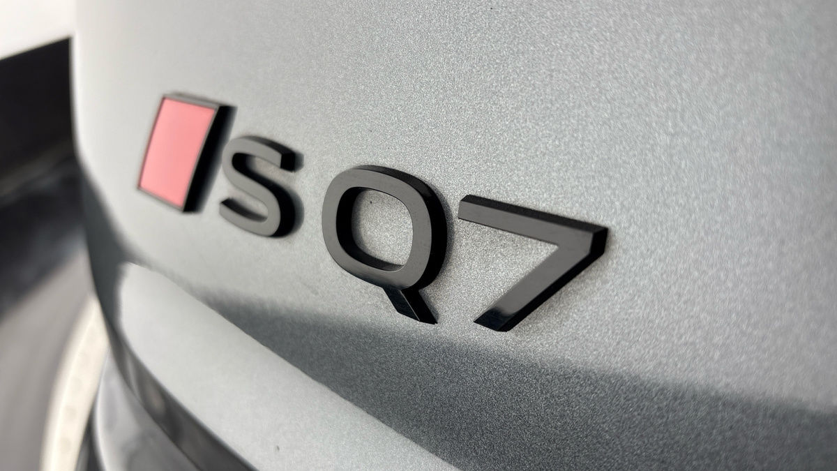 Audi SQ7 Image 36