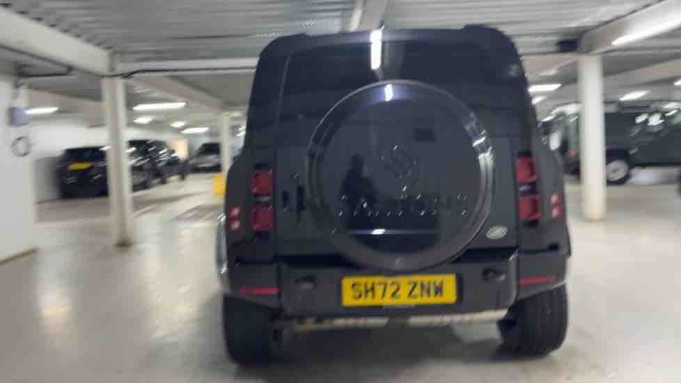 More views of Land Rover Defender 90