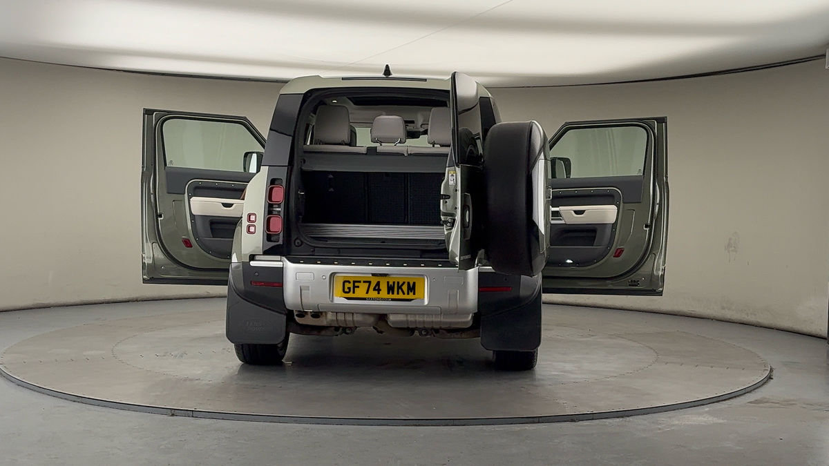 More views of Land Rover Defender 90