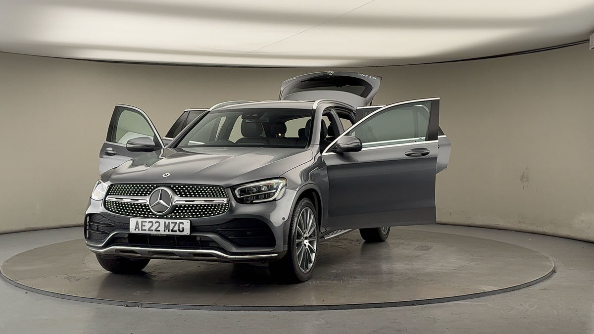 More views of Mercedes-Benz GLC