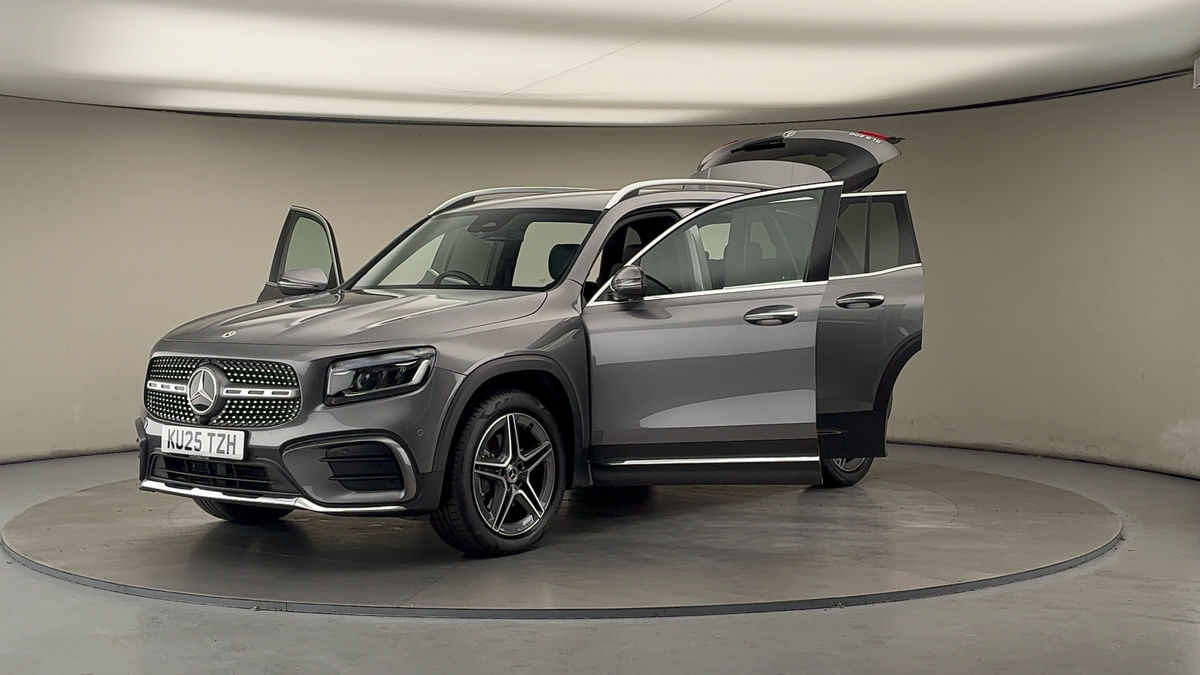 More views of Mercedes-Benz GLB