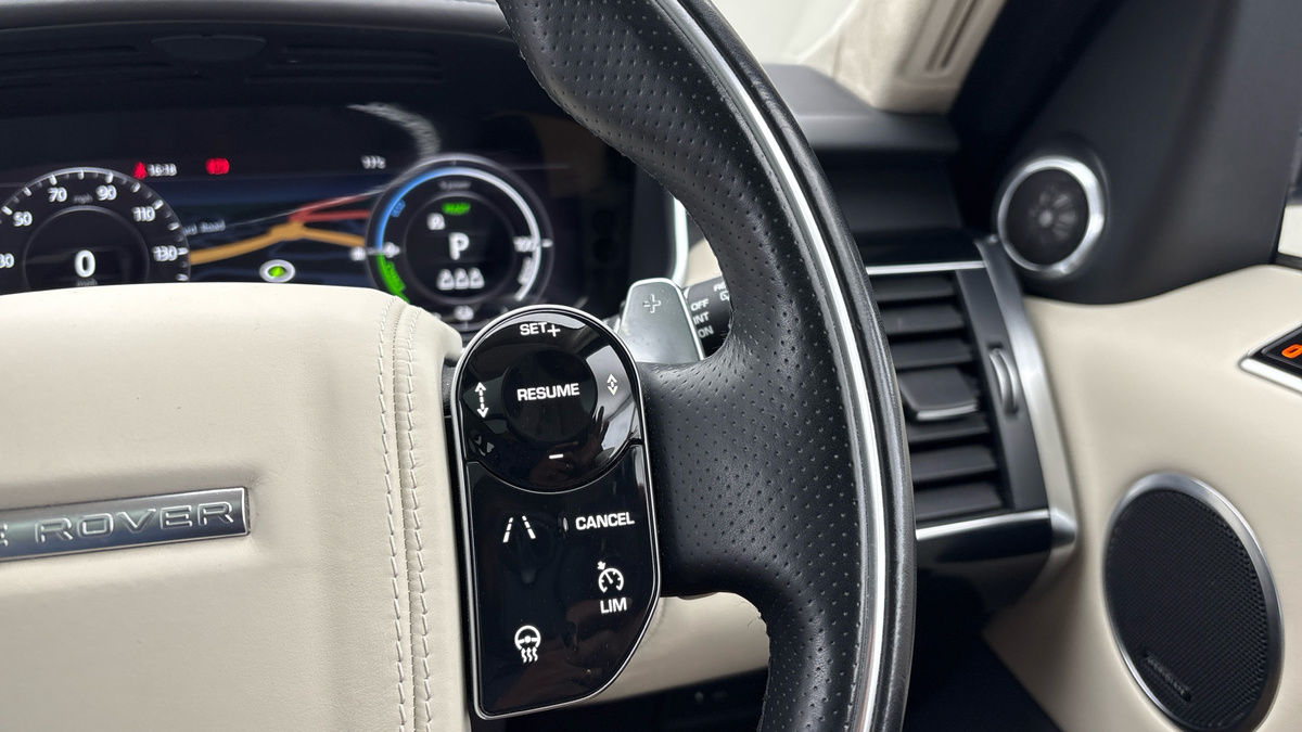 Land Rover Range Rover Sport Image 14