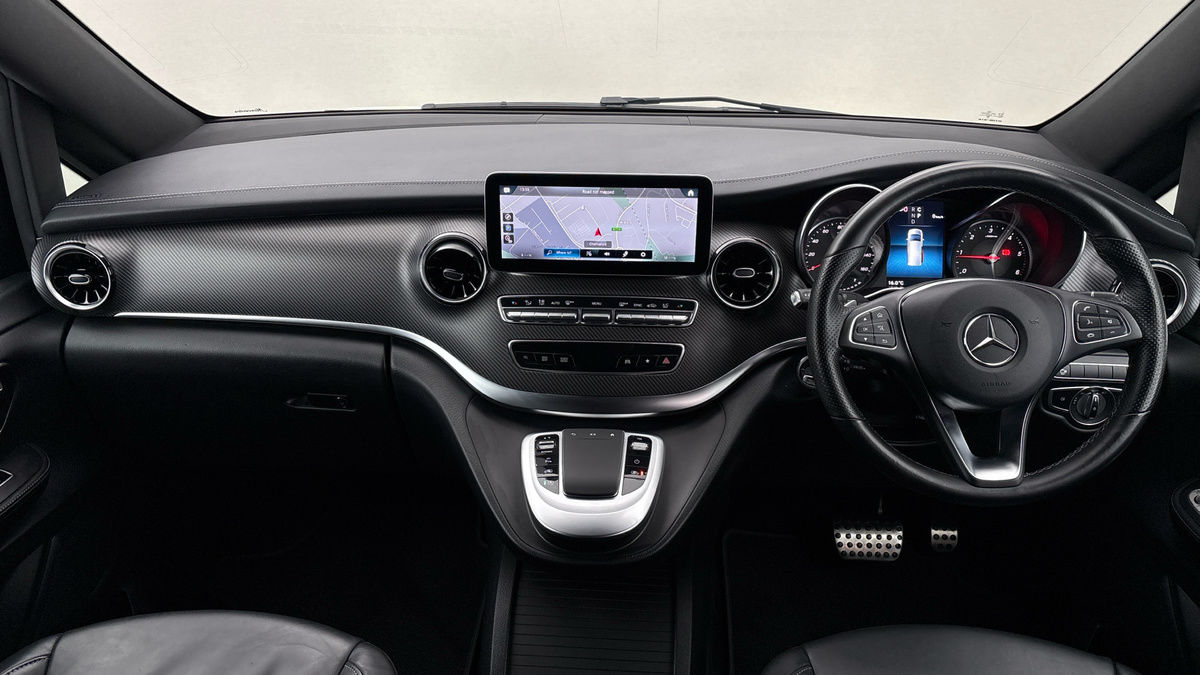 Mercedes-Benz V Class Image 12
