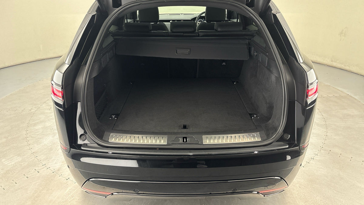 Land Rover Range Rover Velar Image 11