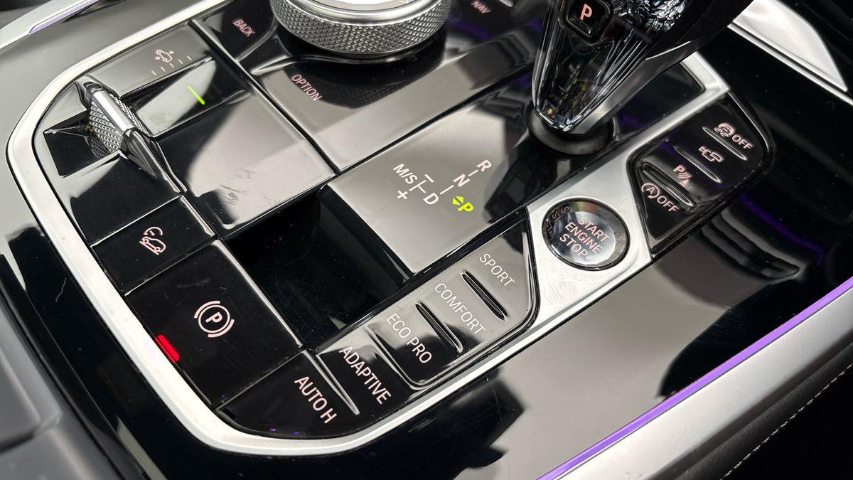 BMW X7 Image 30