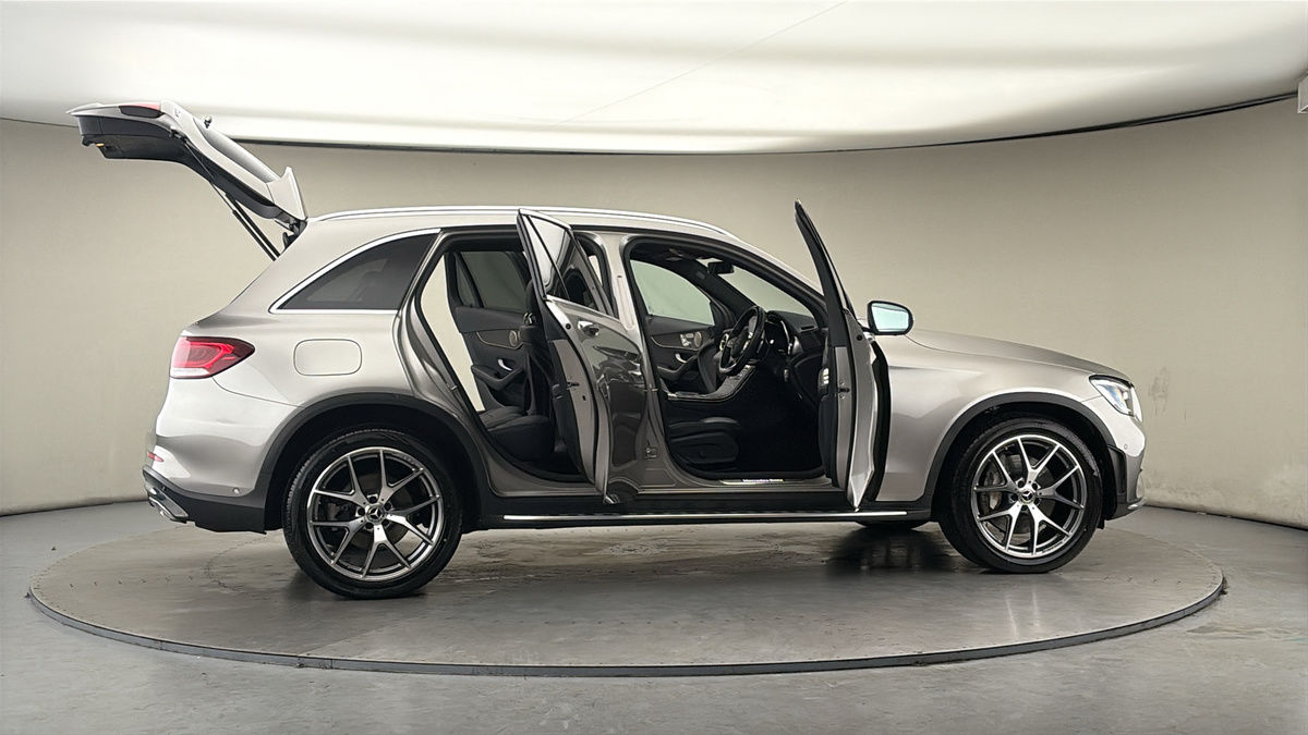 More views of Mercedes-Benz GLC