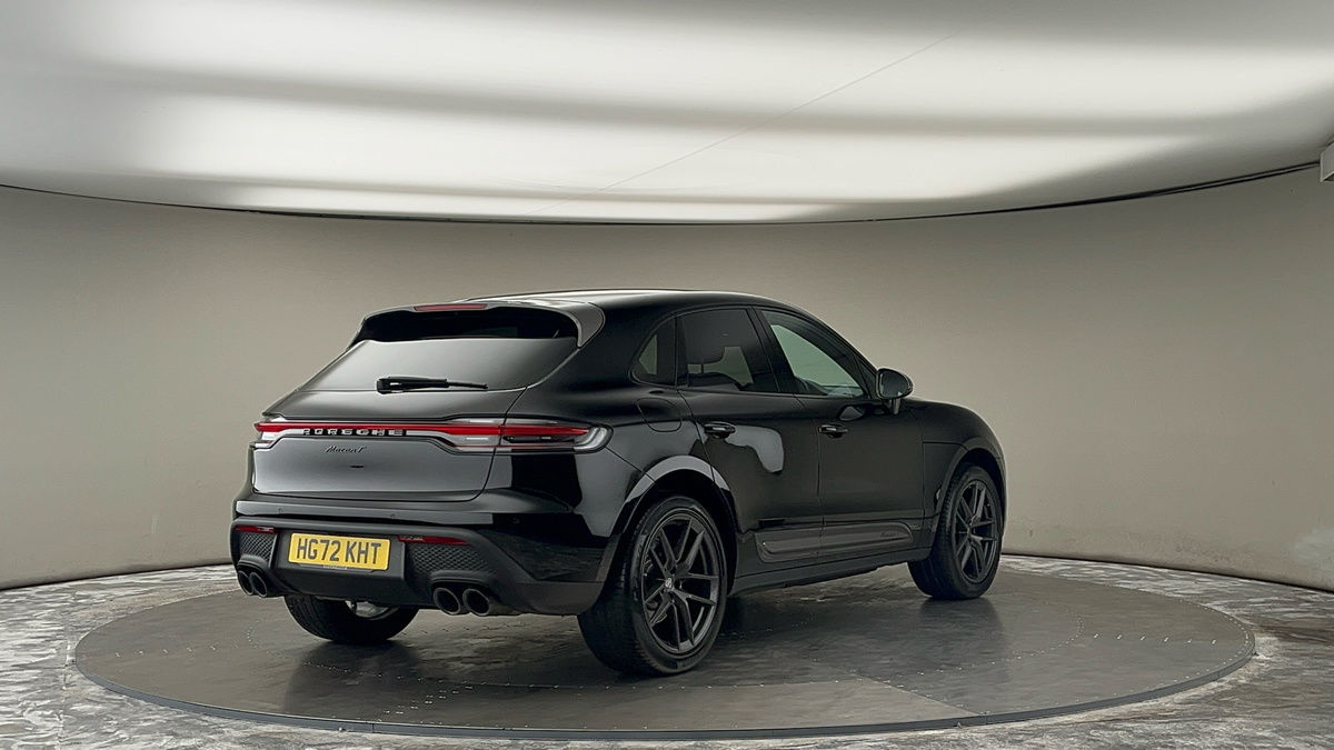 More views of Porsche Macan