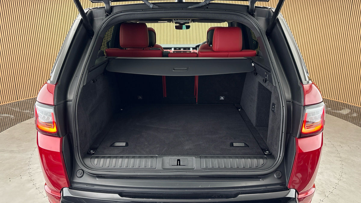 Land Rover Range Rover Sport Image 11