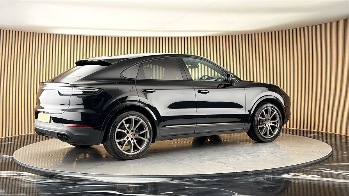 More views of Porsche Cayenne
