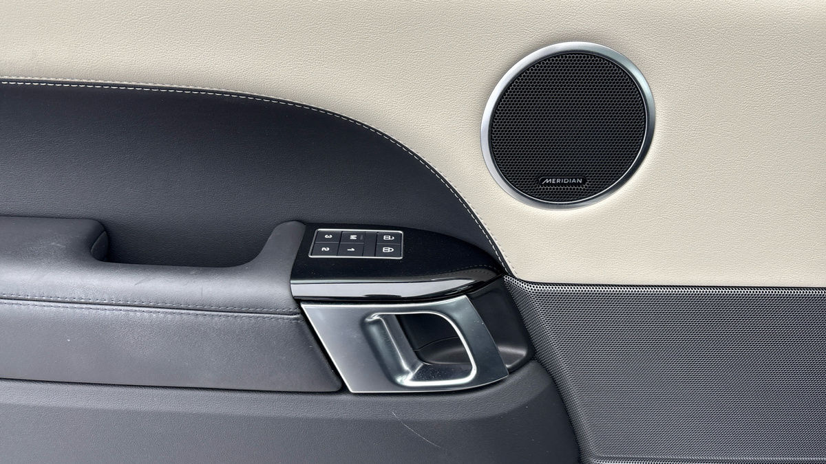 Land Rover Range Rover Sport Image 19