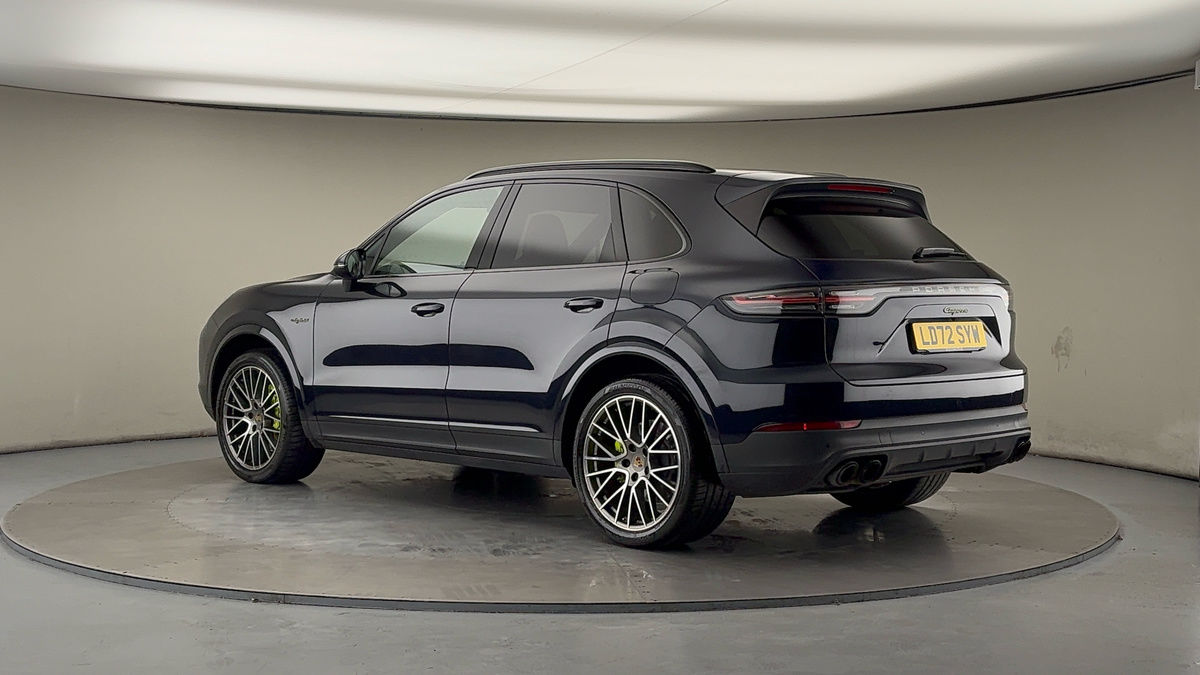 More views of Porsche Cayenne