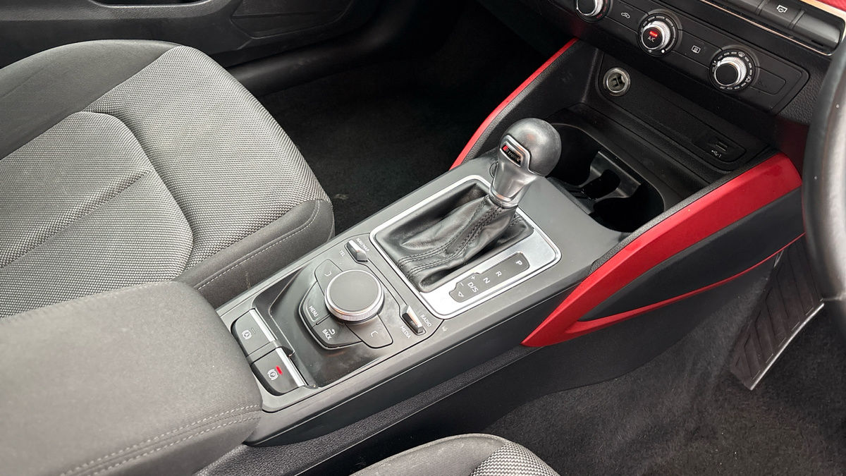 Audi Q2 Image 18