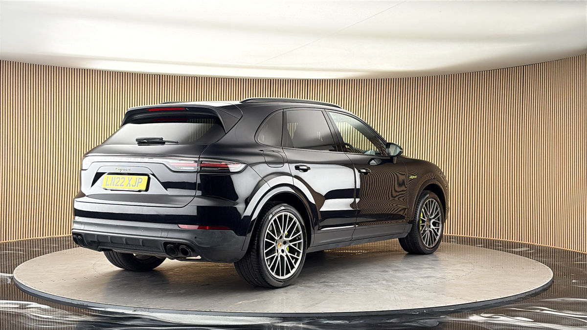 More views of Porsche Cayenne