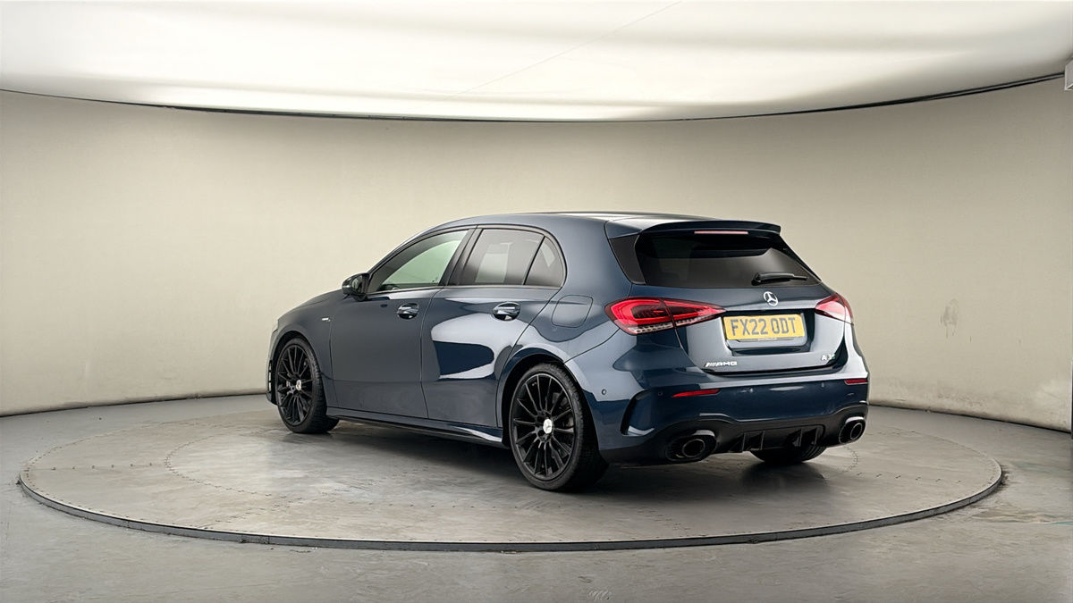 Mercedes-Benz A Class Image 2