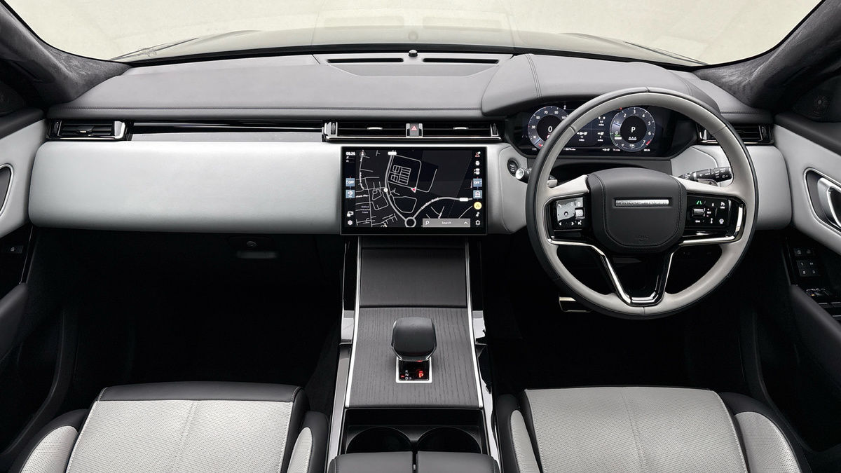 Land Rover Range Rover Velar Image 12