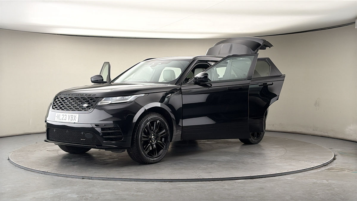 Land Rover Range Rover Velar Image 22
