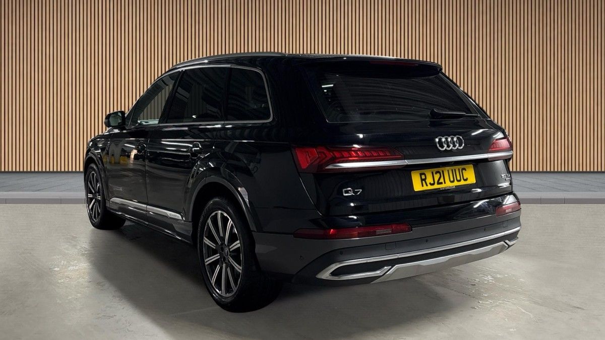 Audi Q7 Image 2