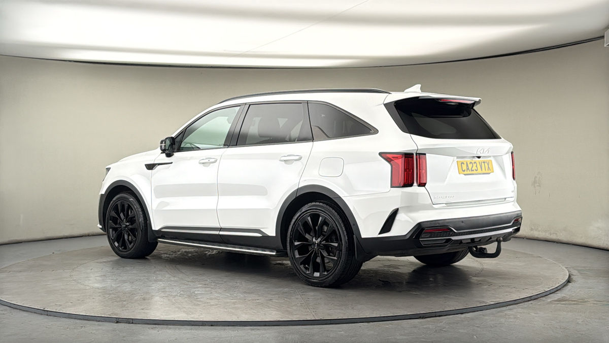 More views of Kia Sorento