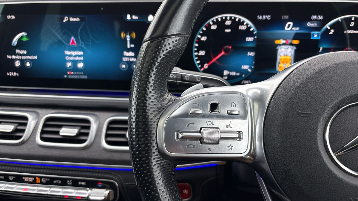 Mercedes-Benz GLE Image 13