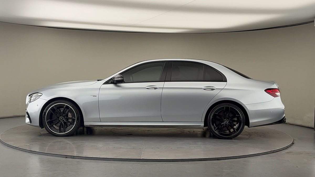 Mercedes-Benz E Class Image 15