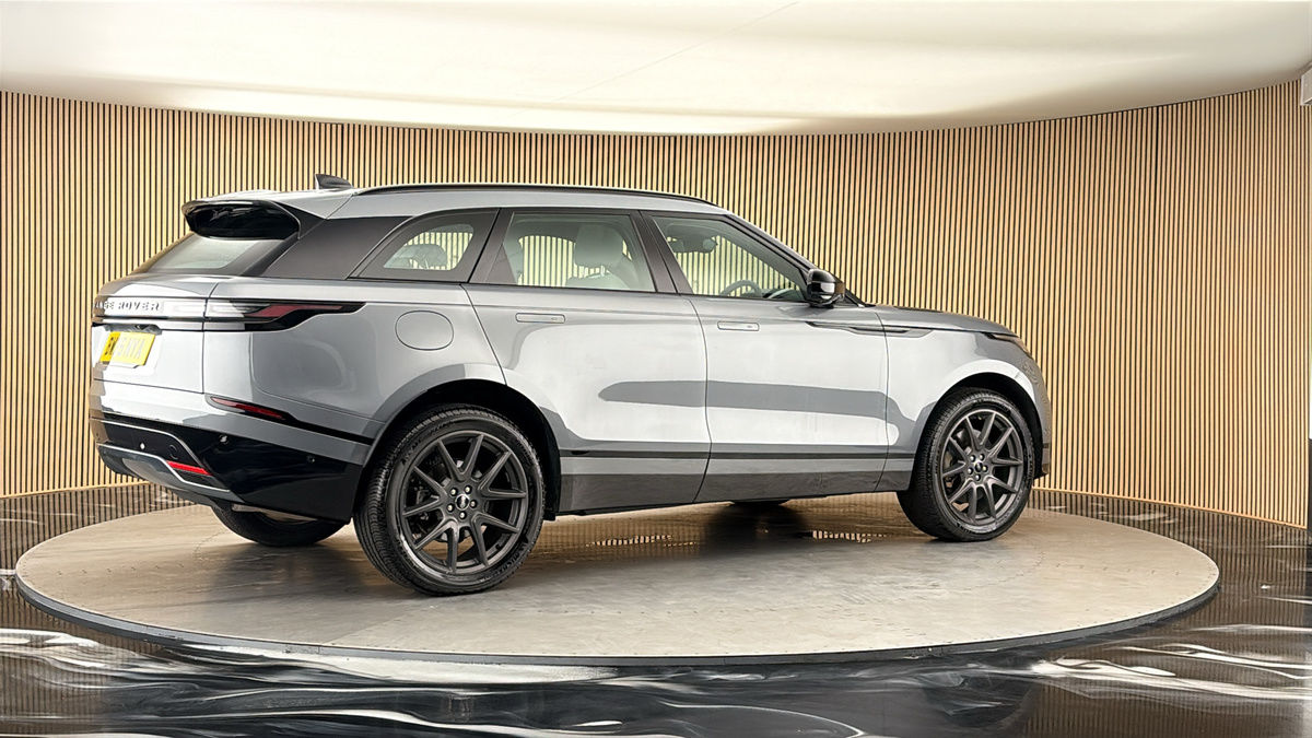 More views of Land Rover Range Rover Velar