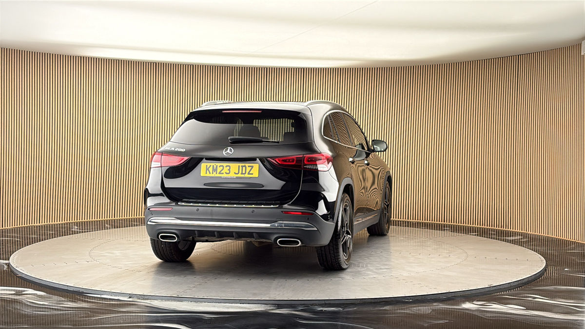 More views of Mercedes-Benz GLA