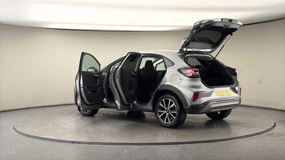 More views of Ford Puma