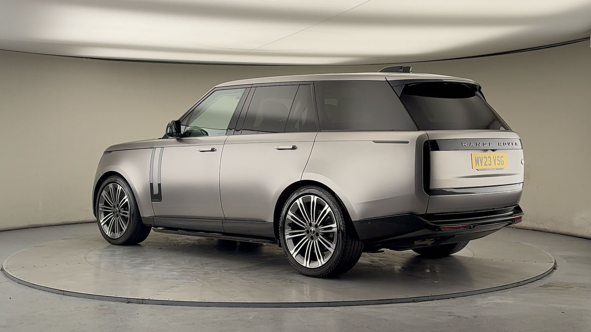 More views of Land Rover Range Rover