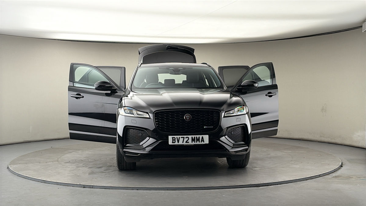 More views of Jaguar F-PACE