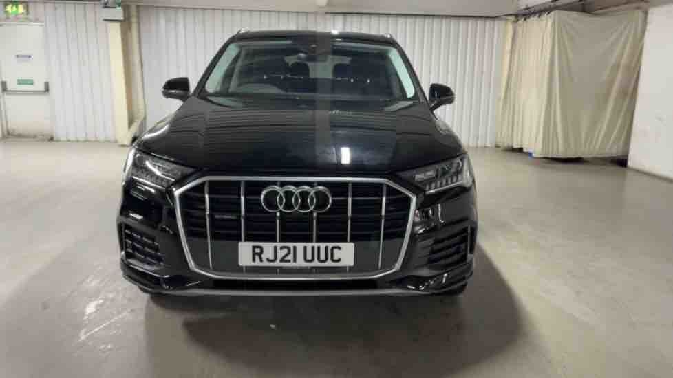 More views of Audi Q7