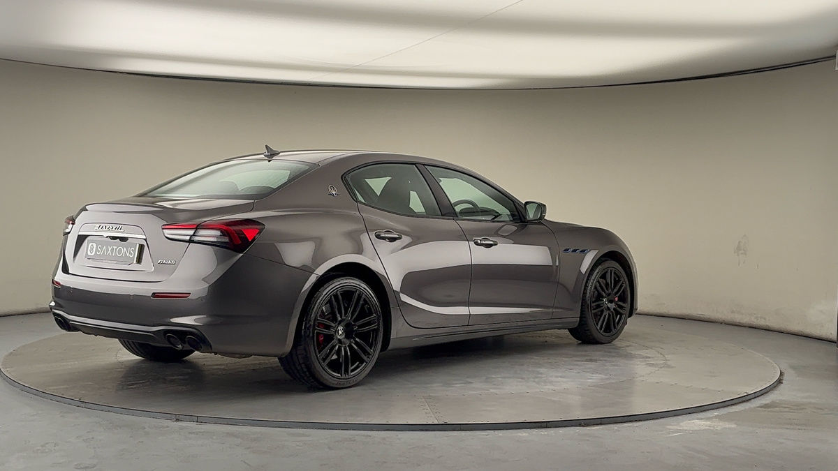 Maserati Ghibli Image 21