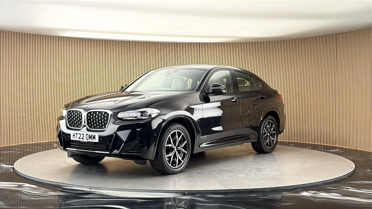 More views of BMW X4