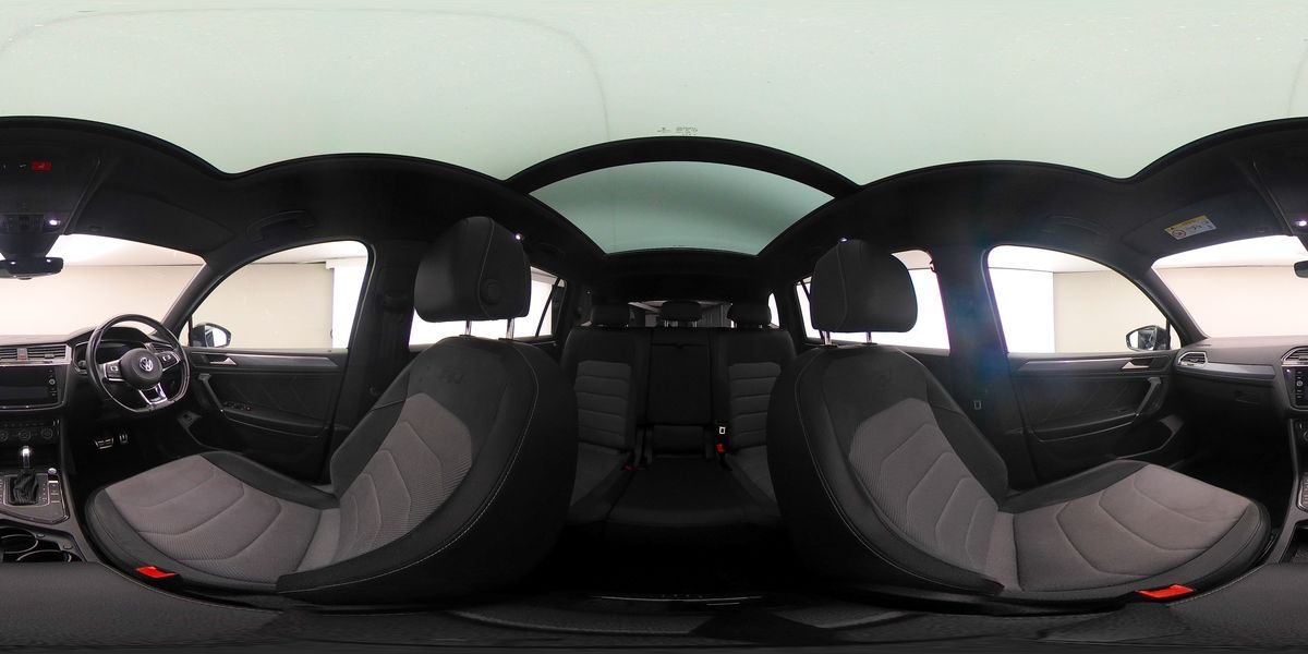 More views of Volkswagen Tiguan Allspace