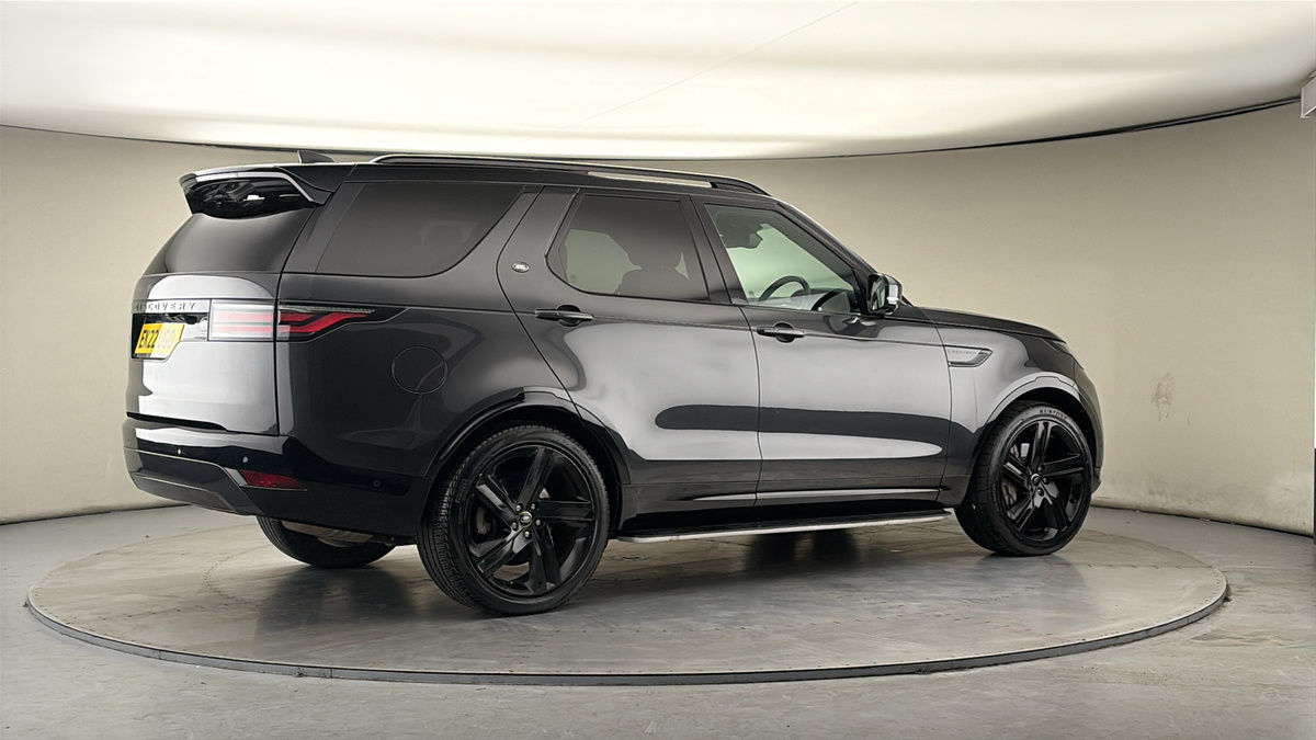 More views of Land Rover Discovery