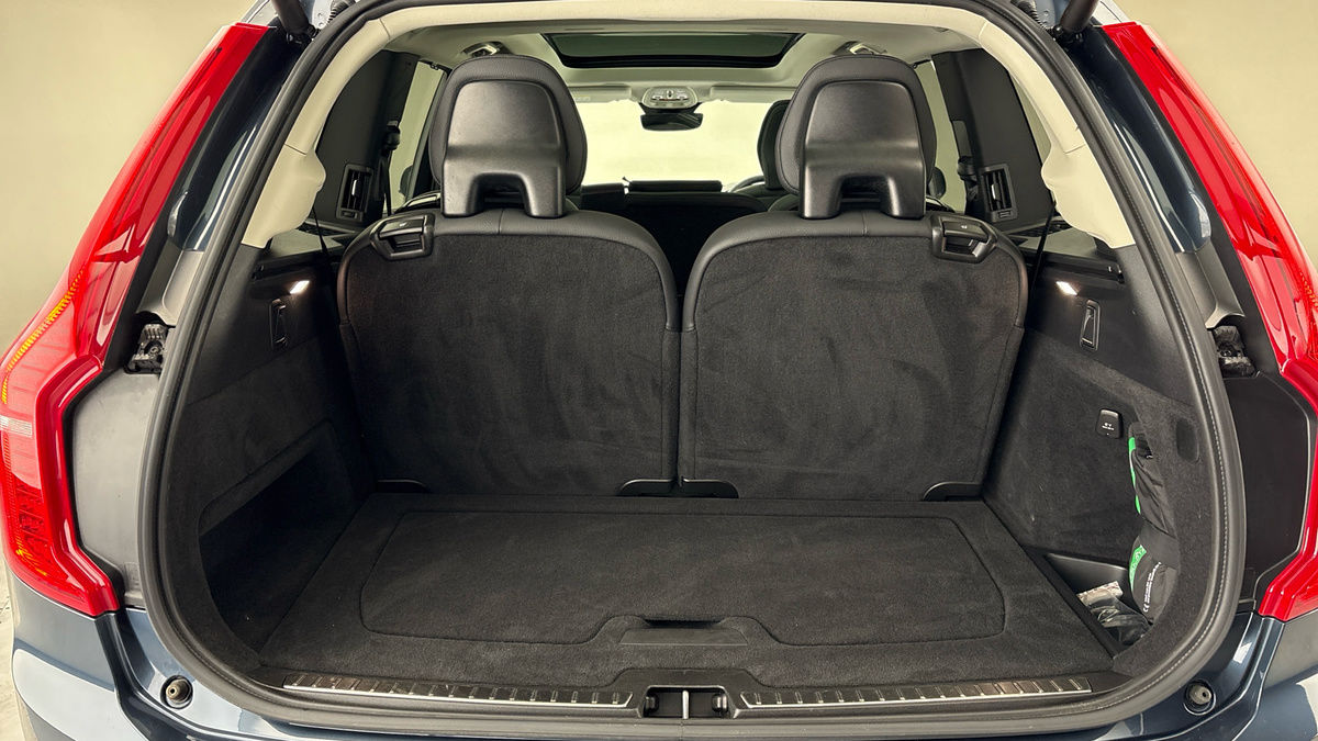 Volvo XC90 Image 11