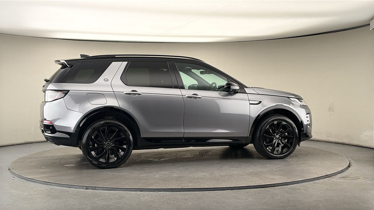 More views of Land Rover Discovery Sport
