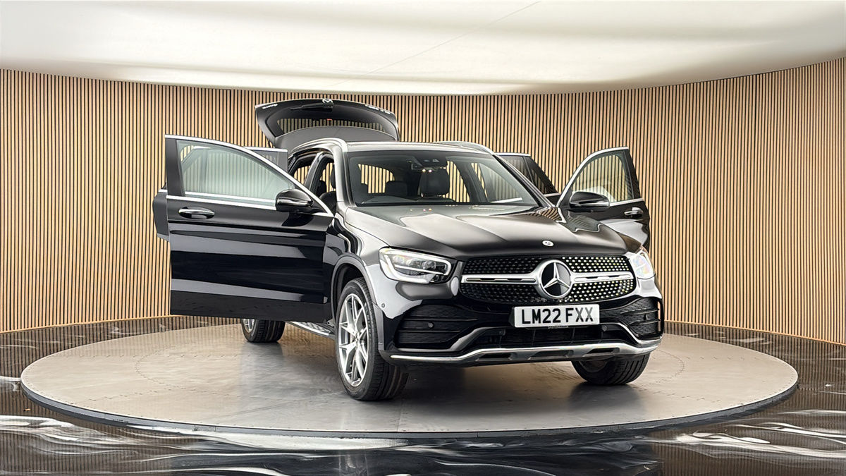 More views of Mercedes-Benz GLC