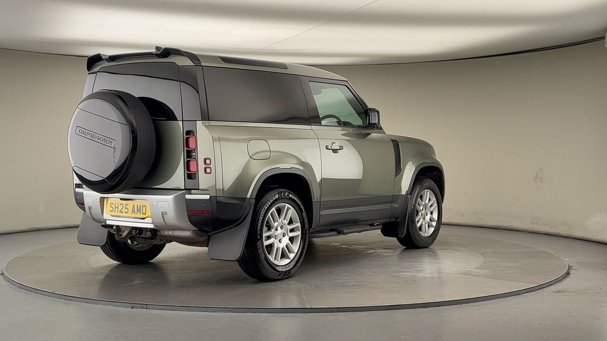 More views of Land Rover Defender 90