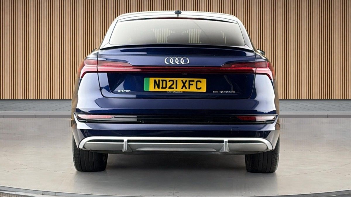 Audi e-tron Image 5