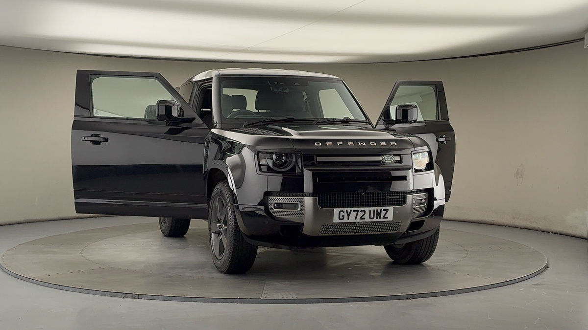 More views of Land Rover Defender 90