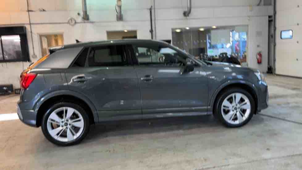 More views of Audi Q2
