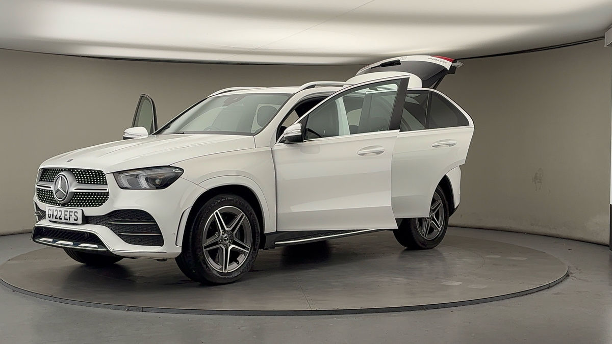 More views of Mercedes-Benz GLE