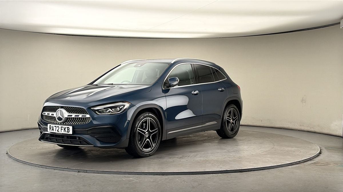More views of Mercedes-Benz GLA