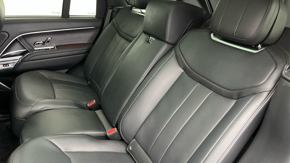 Land Rover Range Rover Image 8