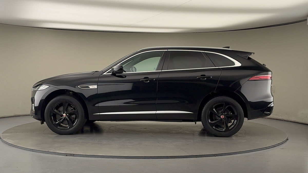 More views of Jaguar F-PACE