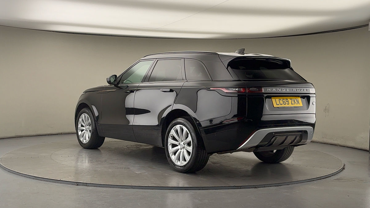 Land Rover Range Rover Velar Image 2
